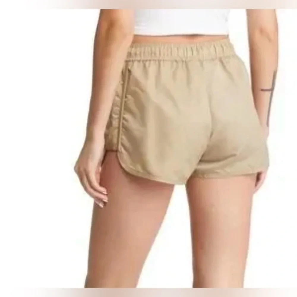 NWT Essentials Fear Of God Women's Desert Taupe Running Shorts, MED